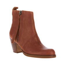 Acne Pistol Short Boots / Chestnut